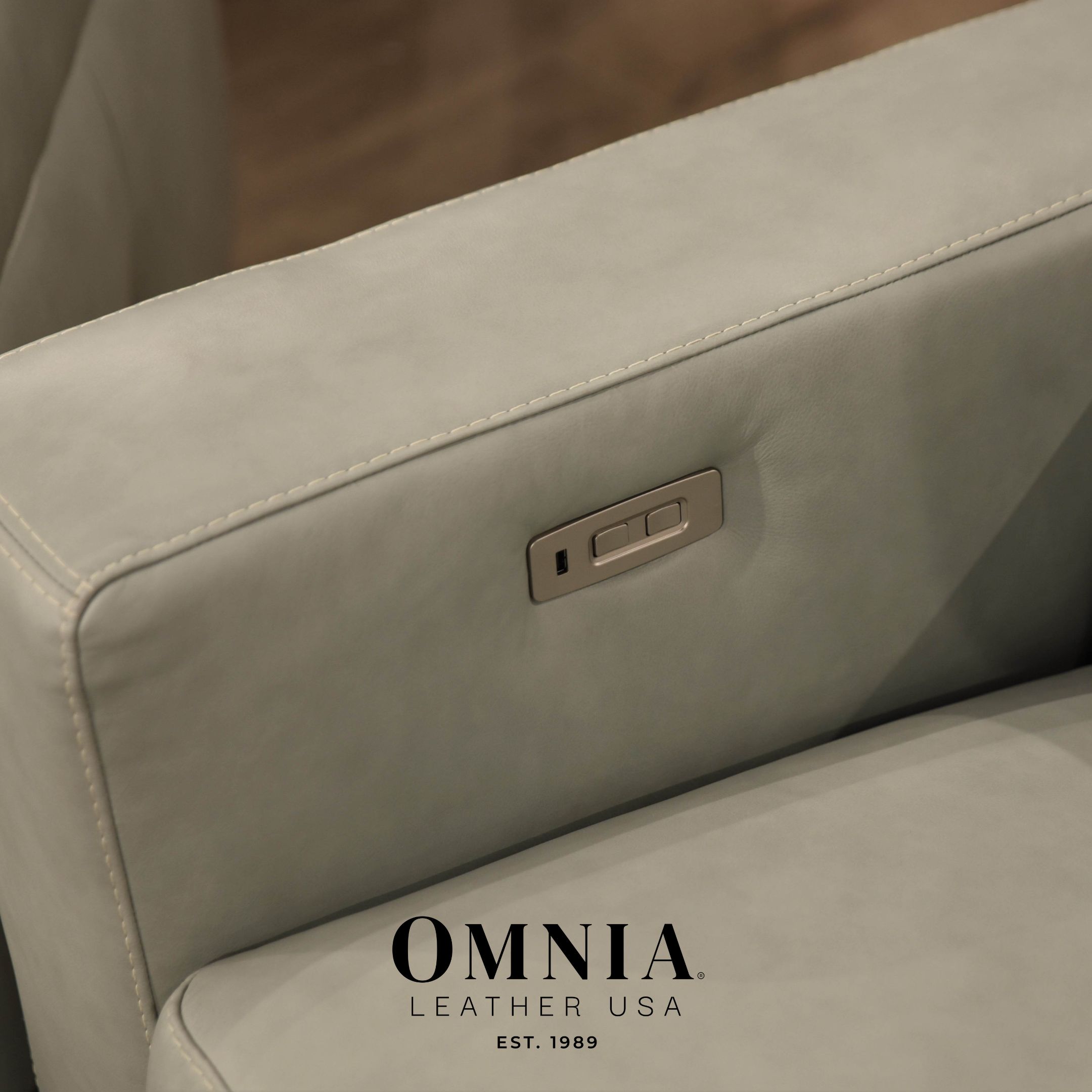 Omnia Swatches